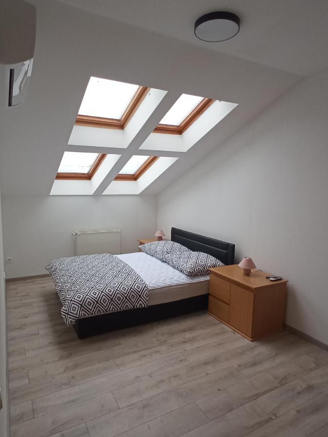 Kmt1 Apartament